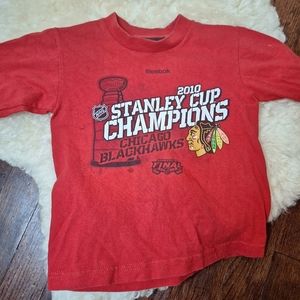 5/$10 Chicago Blackhawks T-shirt